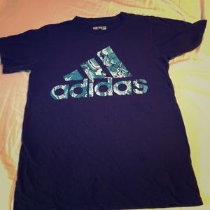 Adidas T-shirt